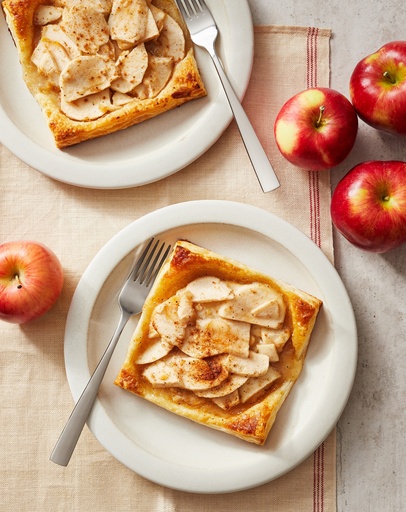 [1404] Lamarche orchard bio apple puff pastry (1 portion)