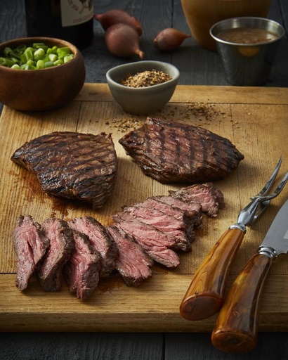 [250] AAA beef flank steak with red wine and shallot marinade (12 portions)