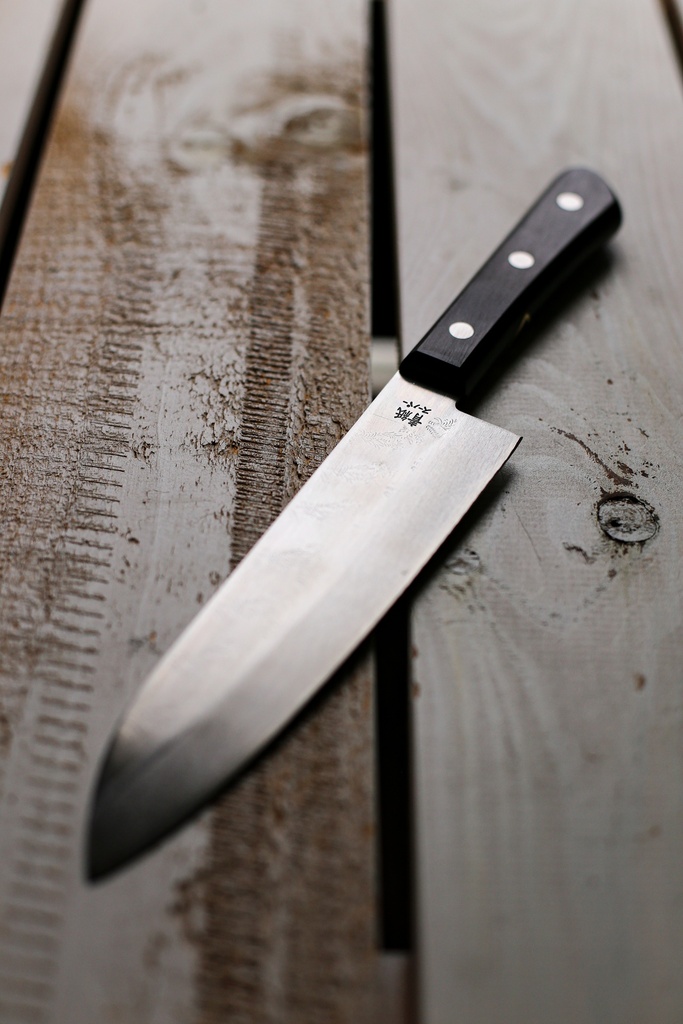 Hana Series knife - Santoku 180mm